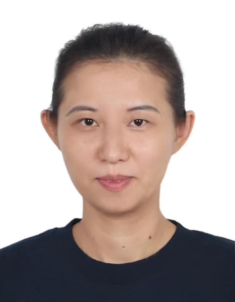 李琛琛照片
